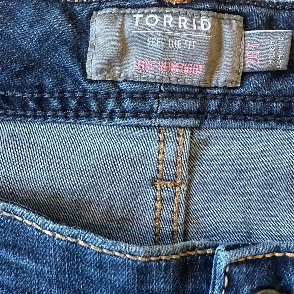 🌴 Torrid Luxe Slim Bootcut Jeans EUC SZ 26 TALL - Picture 4 of 6